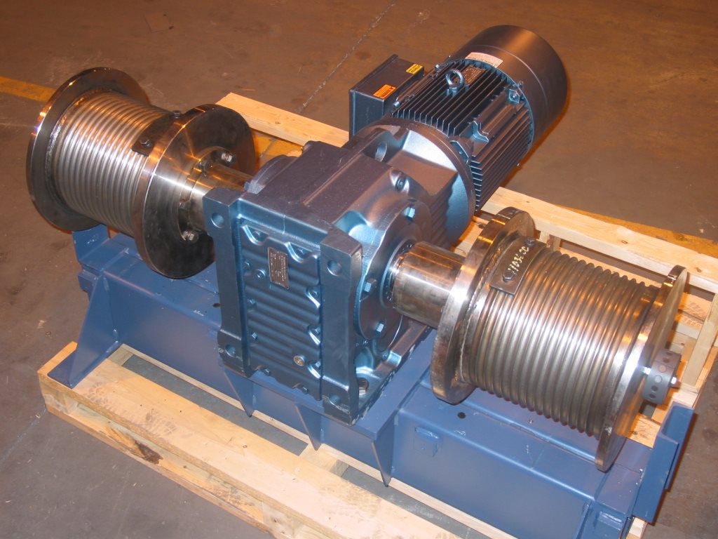 Custom Winch with two wire rope drums